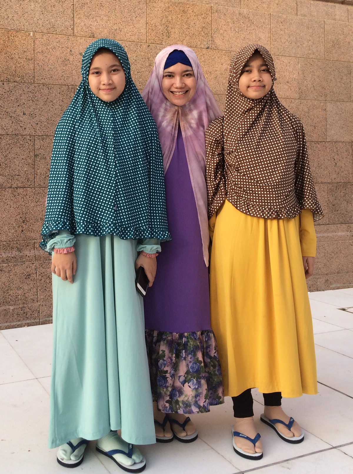 Dewi with Daughters Shafa & Marwa, Indonesia